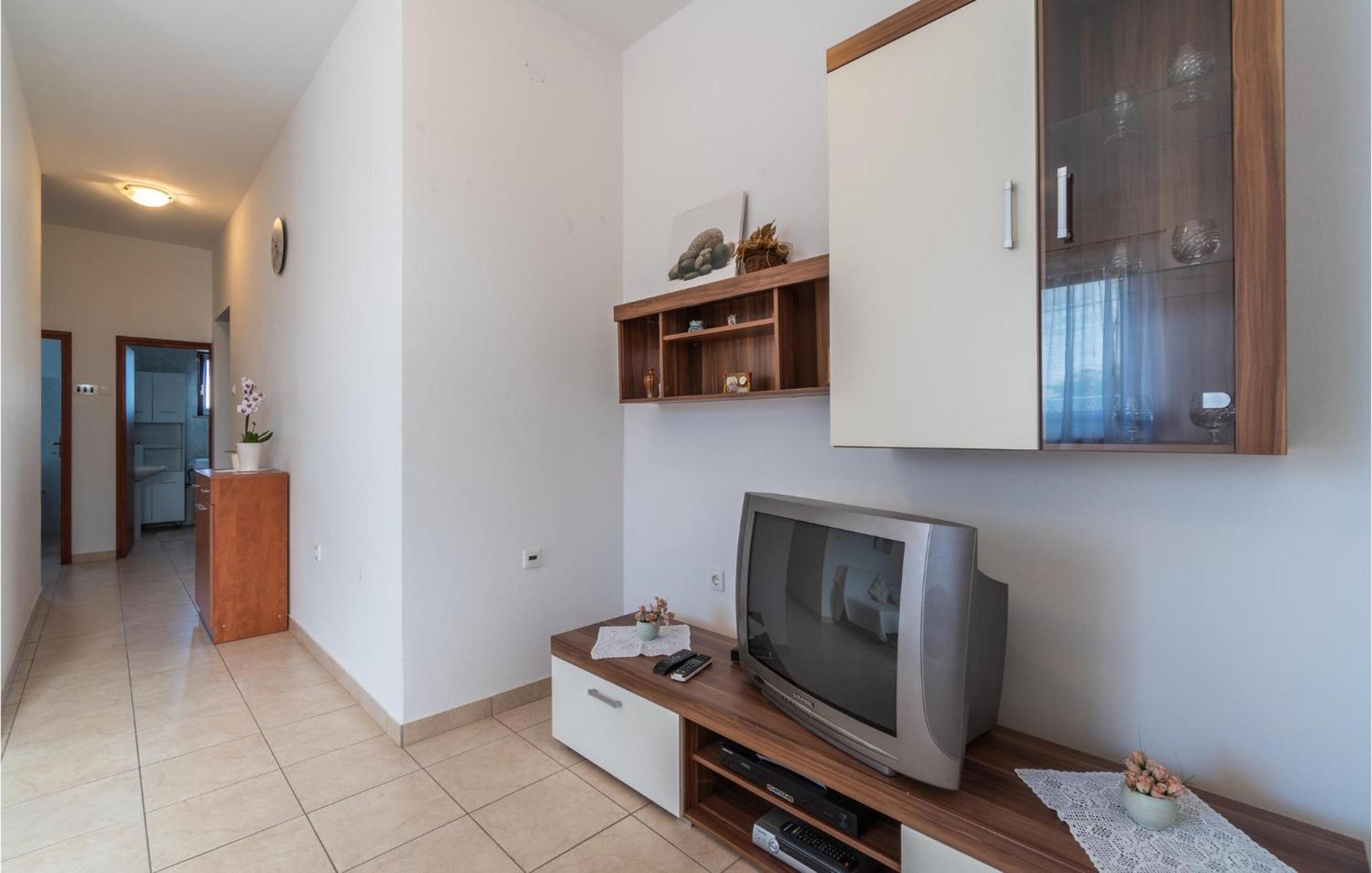 Awesome Apartment In Pula With Wifi Экстерьер фото